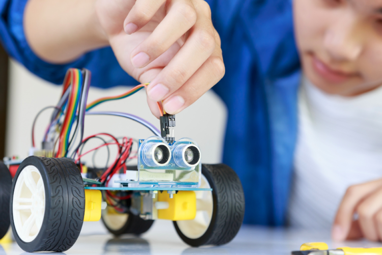 Arduino Robotics: Basics and Beyond